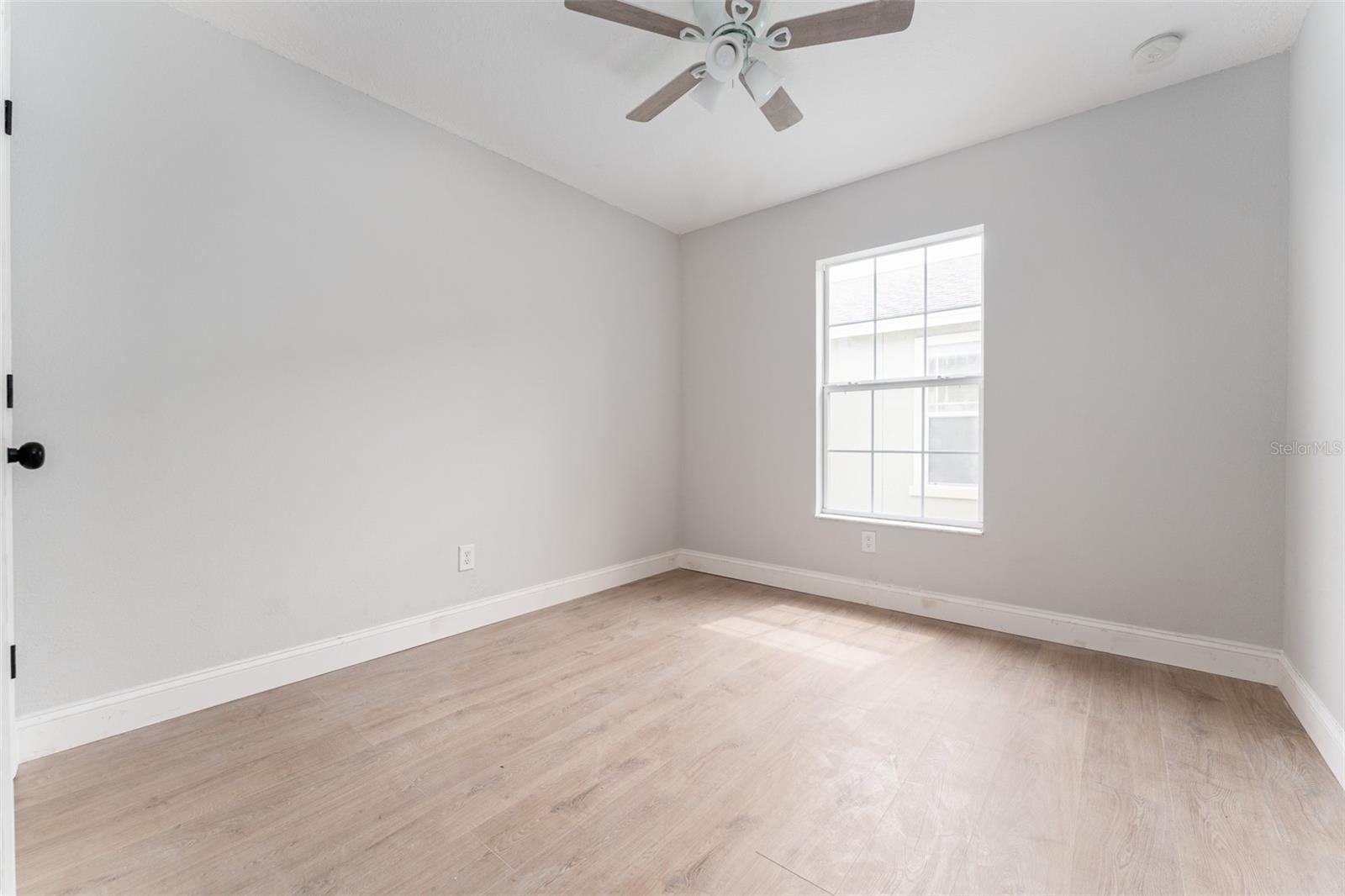 Image 35 of 47 For 16014 Palmettorun Cir