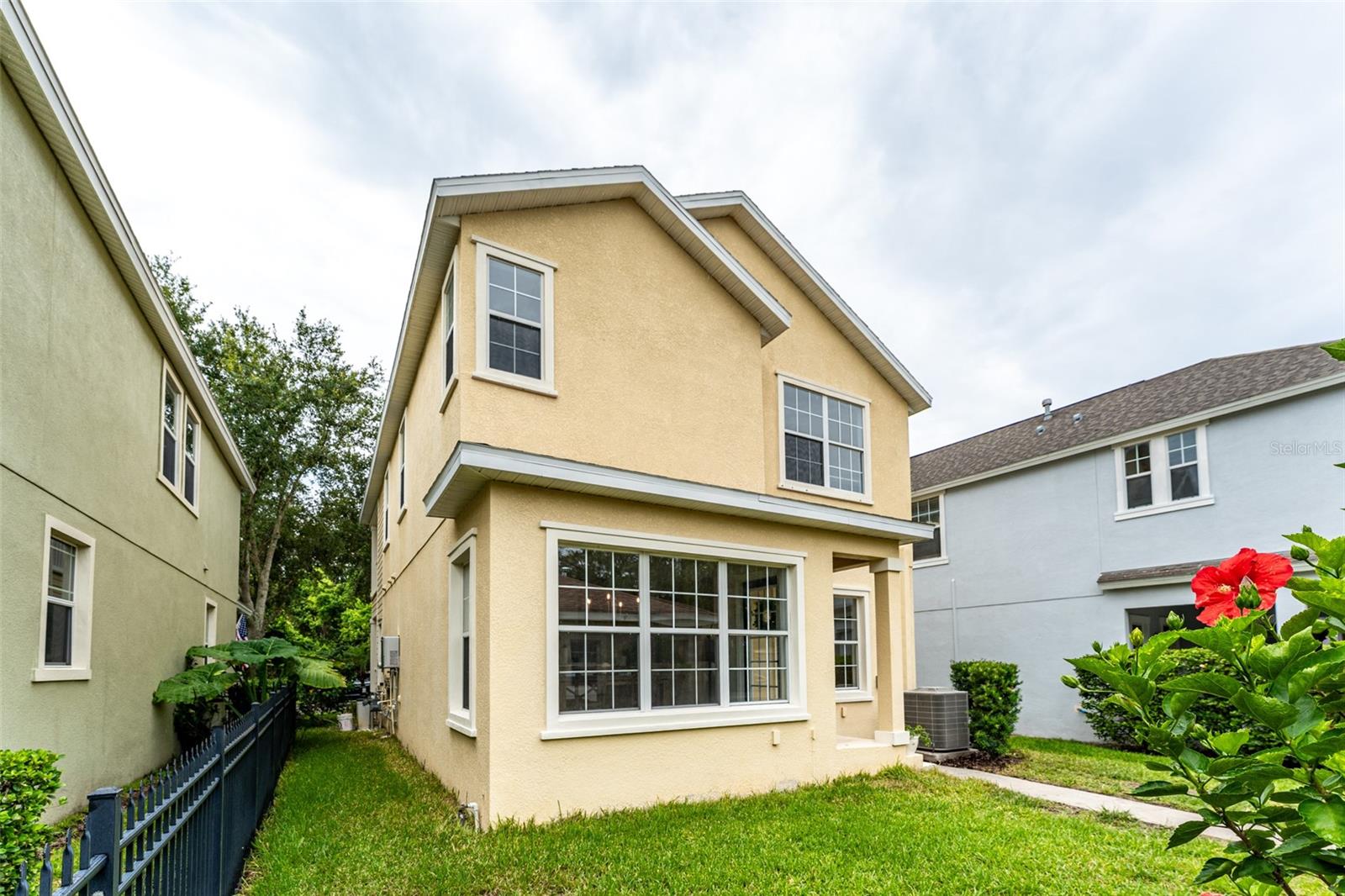 Image 38 of 47 For 16014 Palmettorun Cir
