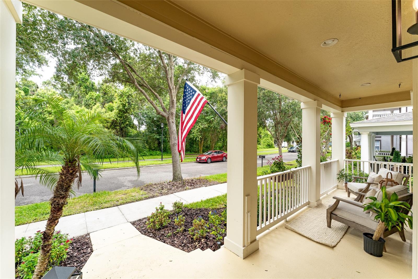 Image 7 of 47 For 16014 Palmettorun Cir