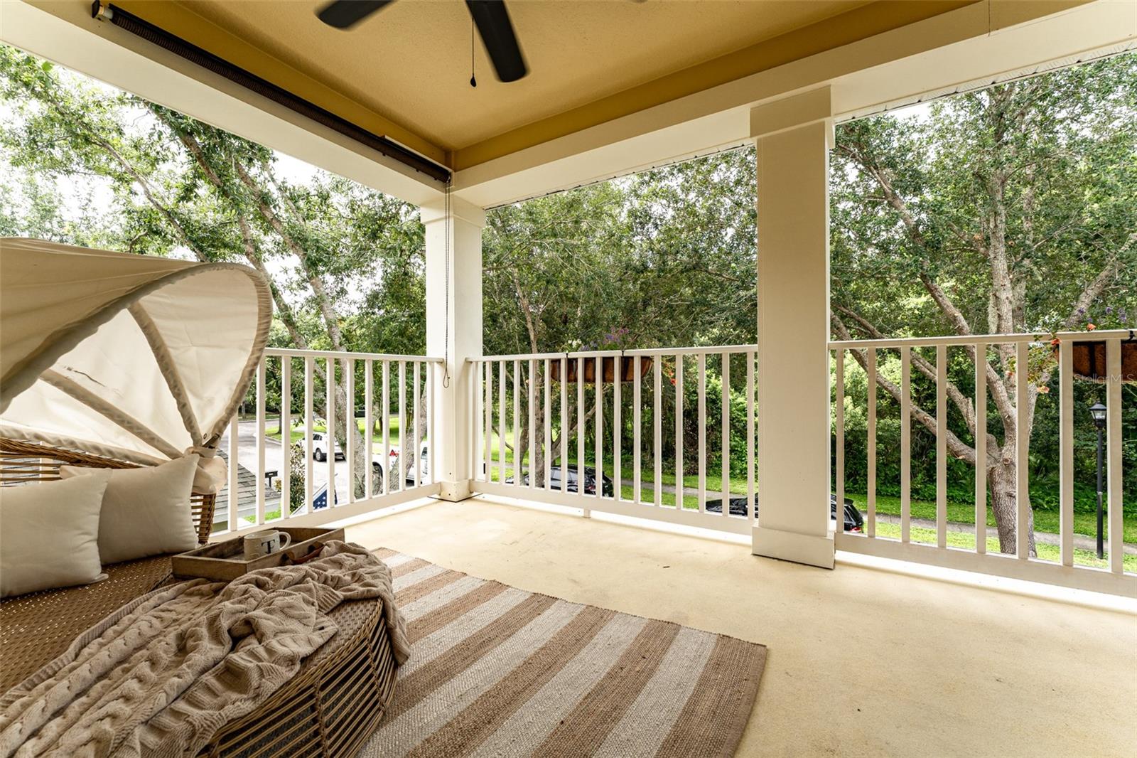 Image 9 of 47 For 16014 Palmettorun Cir