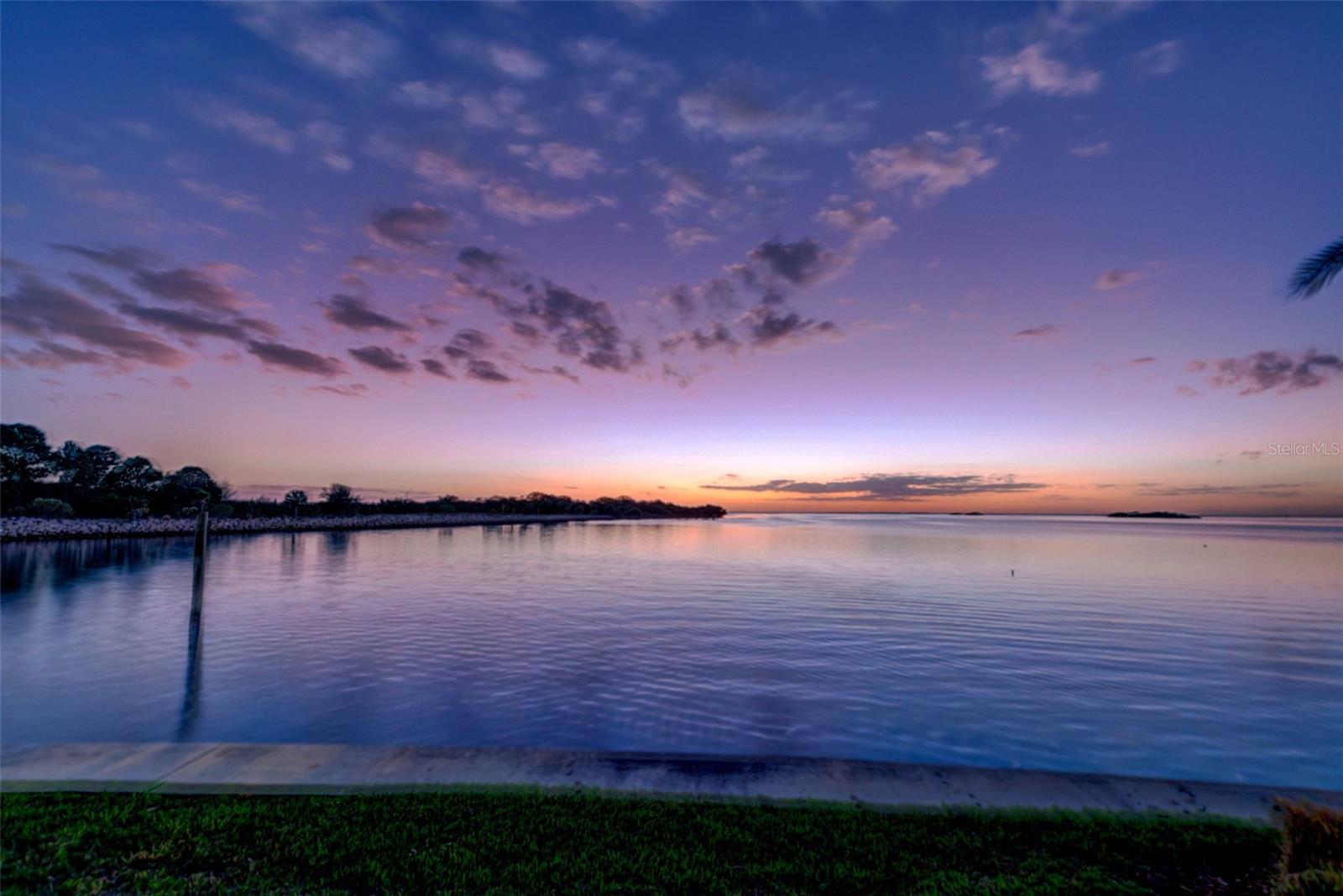 Listing photo id 18 for 512 Driftwood Circle