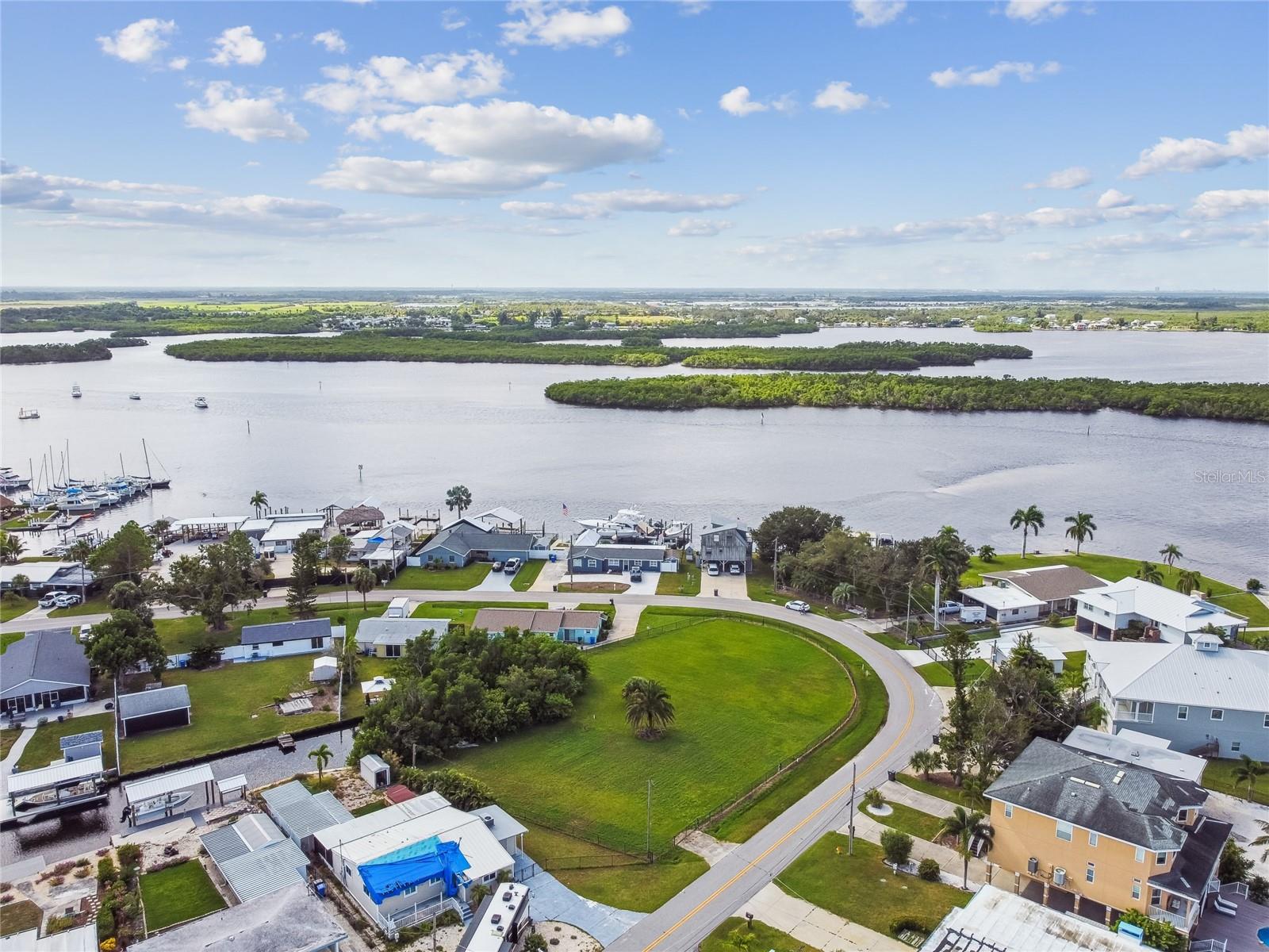 Image 16 of 23 For Shell Point Road