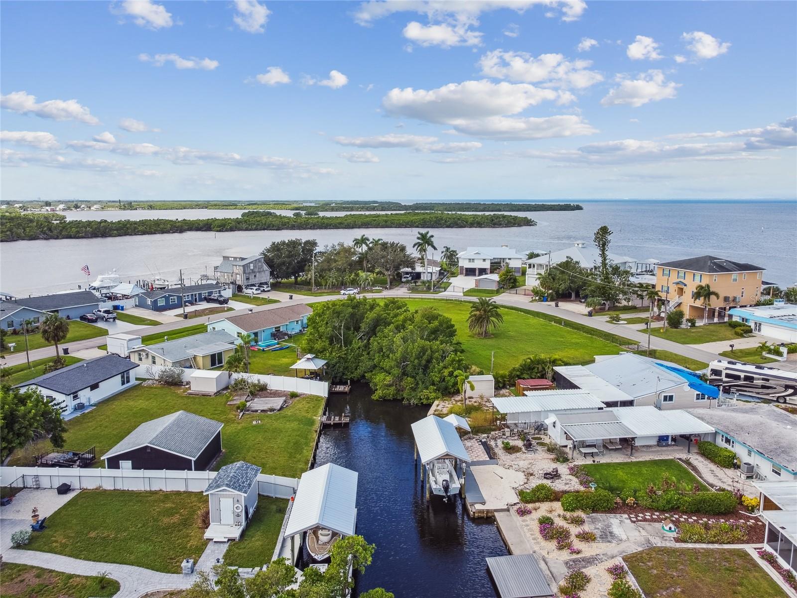 Image 19 of 23 For Shell Point Road