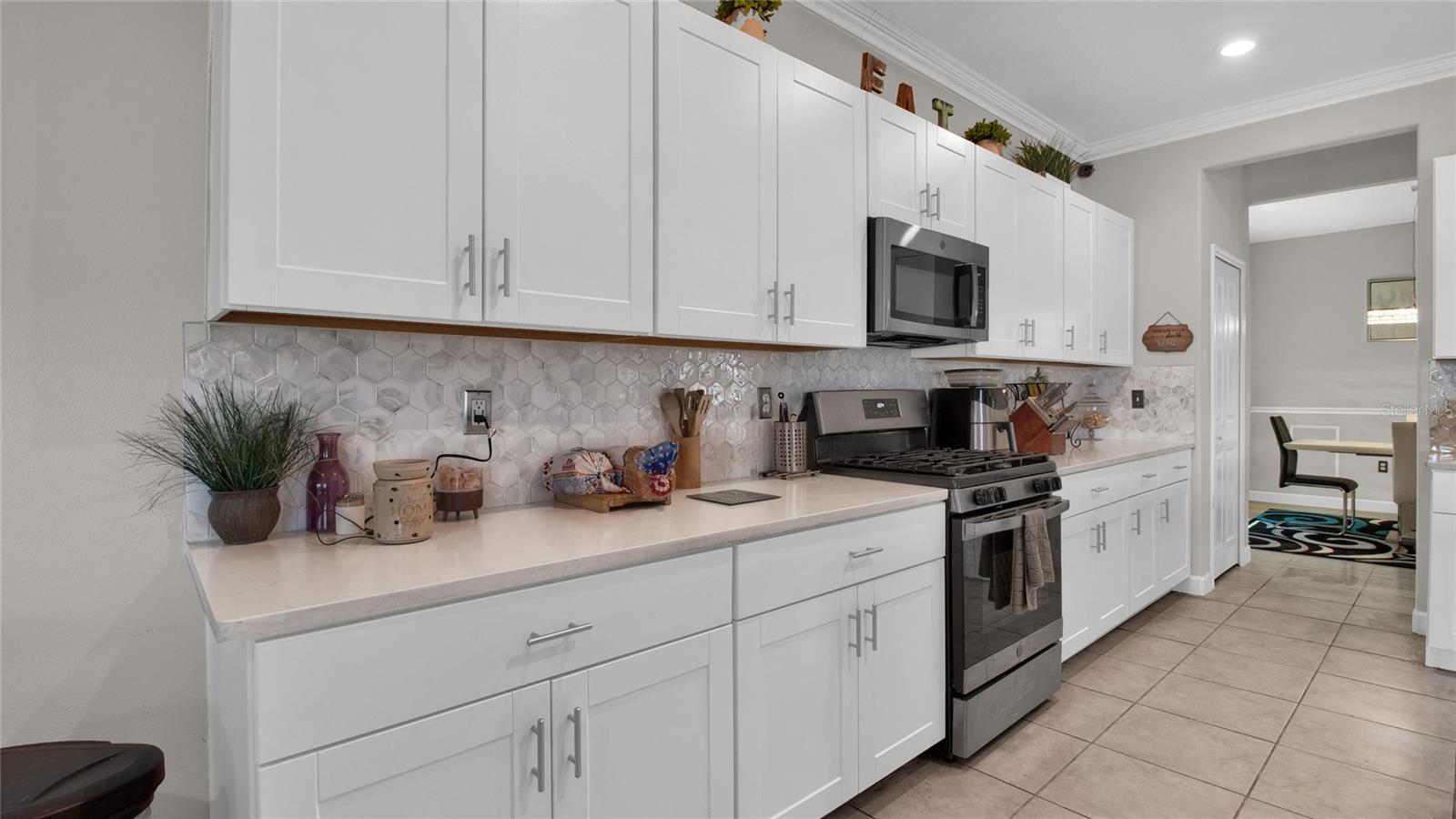 Image 14 of 50 For 9456 Channing Hill Drive