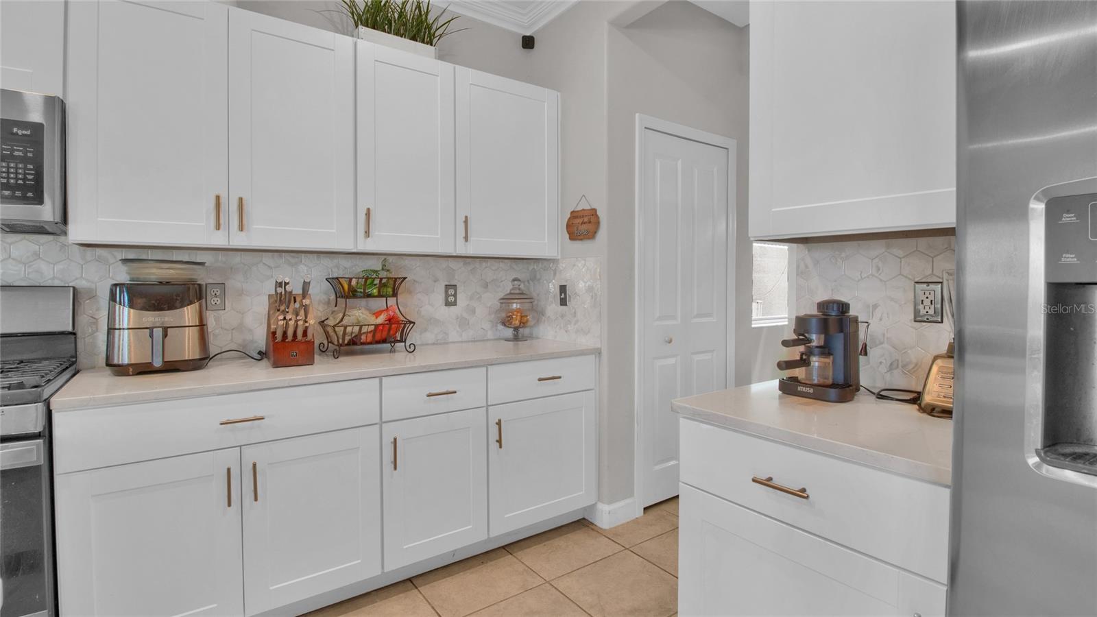 Image 16 of 50 For 9456 Channing Hill Drive