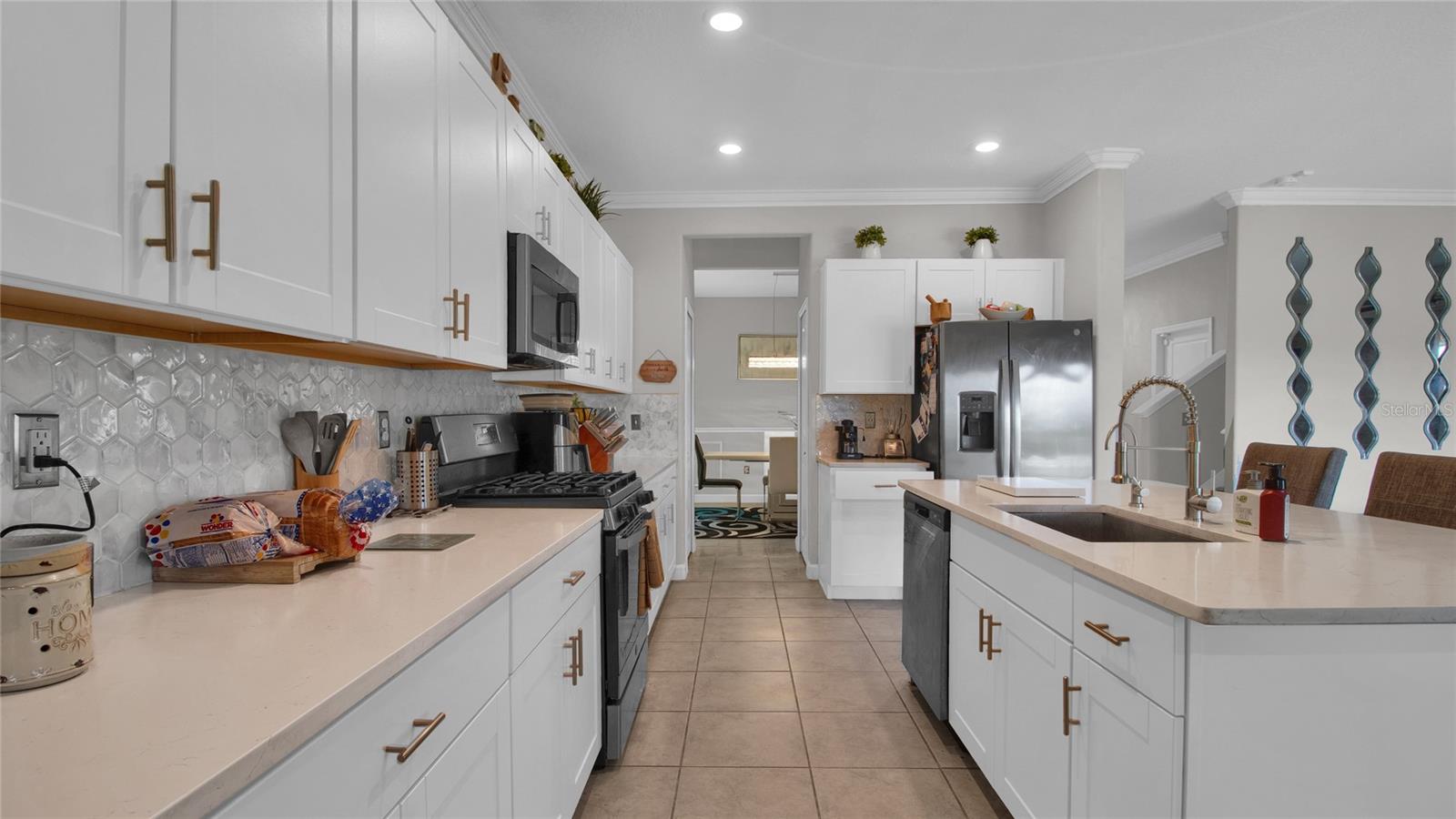Image 19 of 50 For 9456 Channing Hill Drive