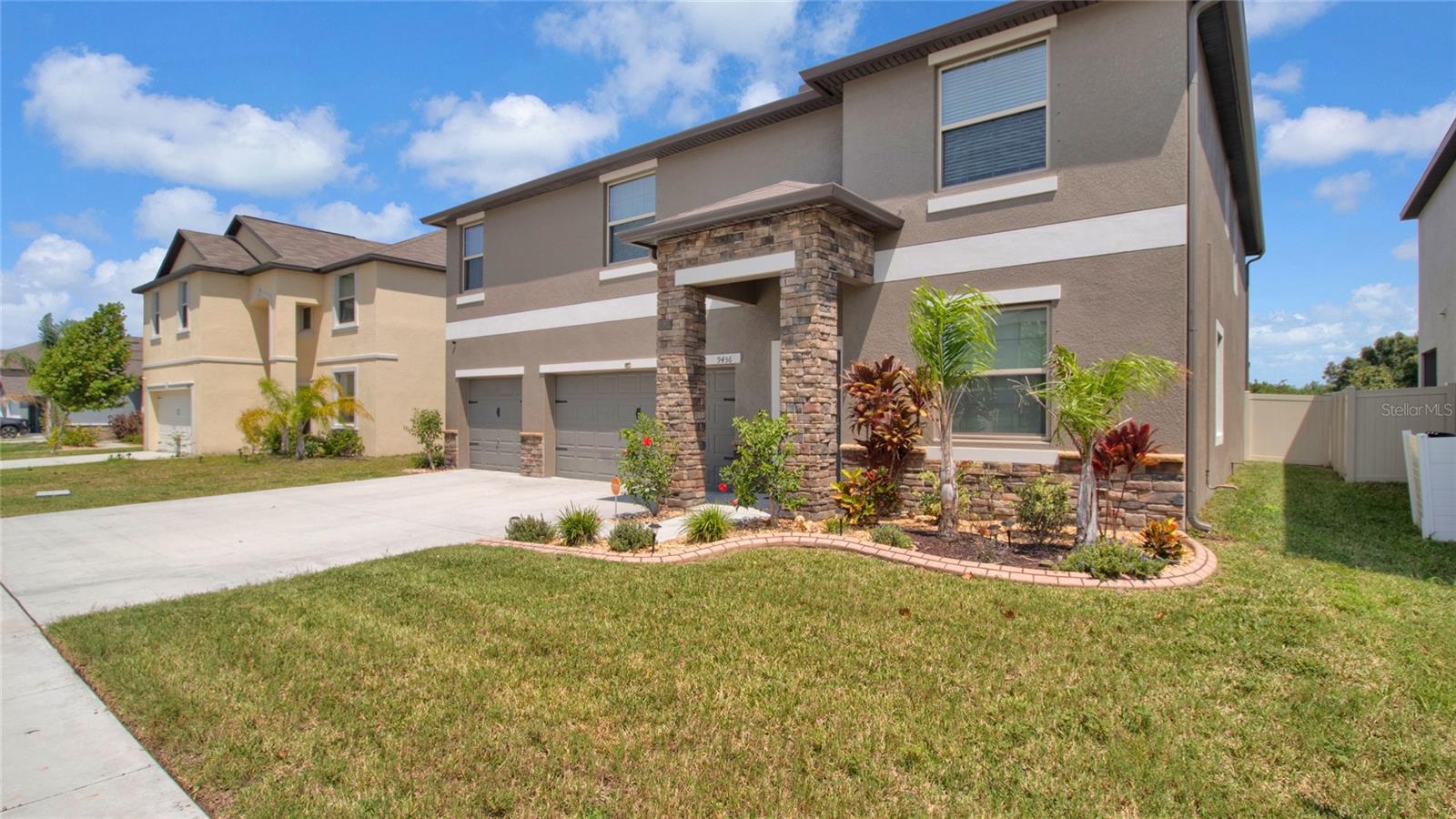 Image 3 of 50 For 9456 Channing Hill Drive
