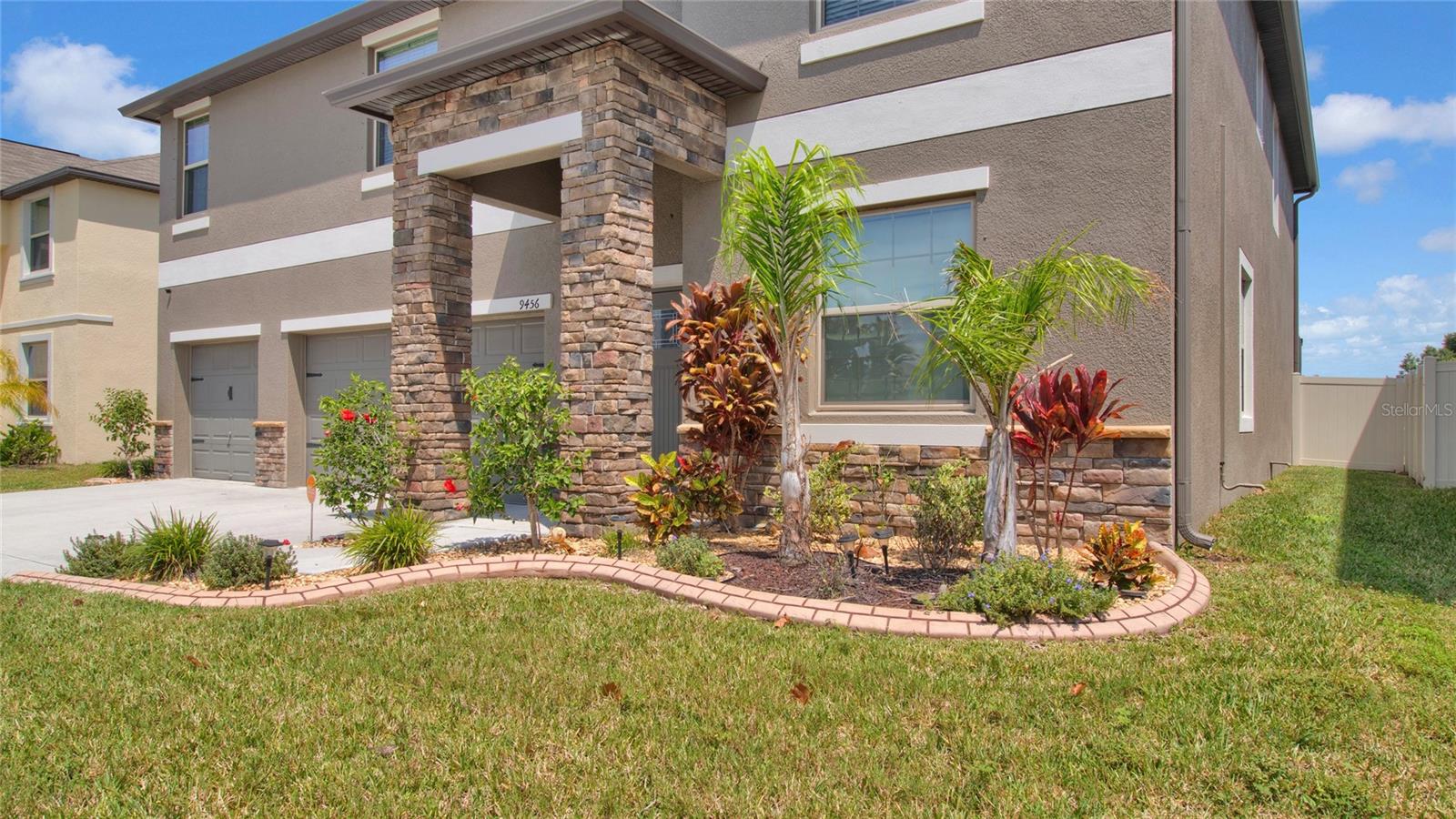 Image 6 of 50 For 9456 Channing Hill Drive