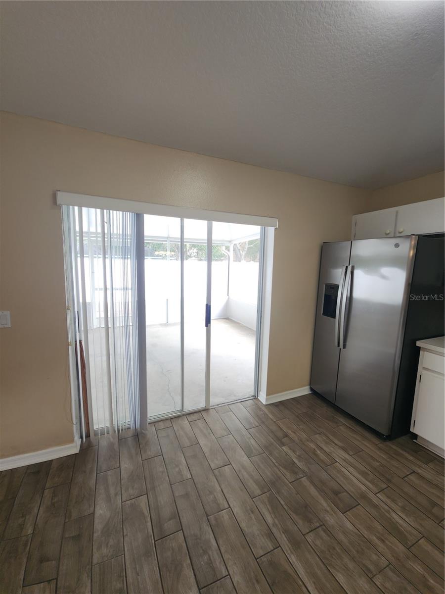 Image 11 of 32 For 18111 Lembrecht Way