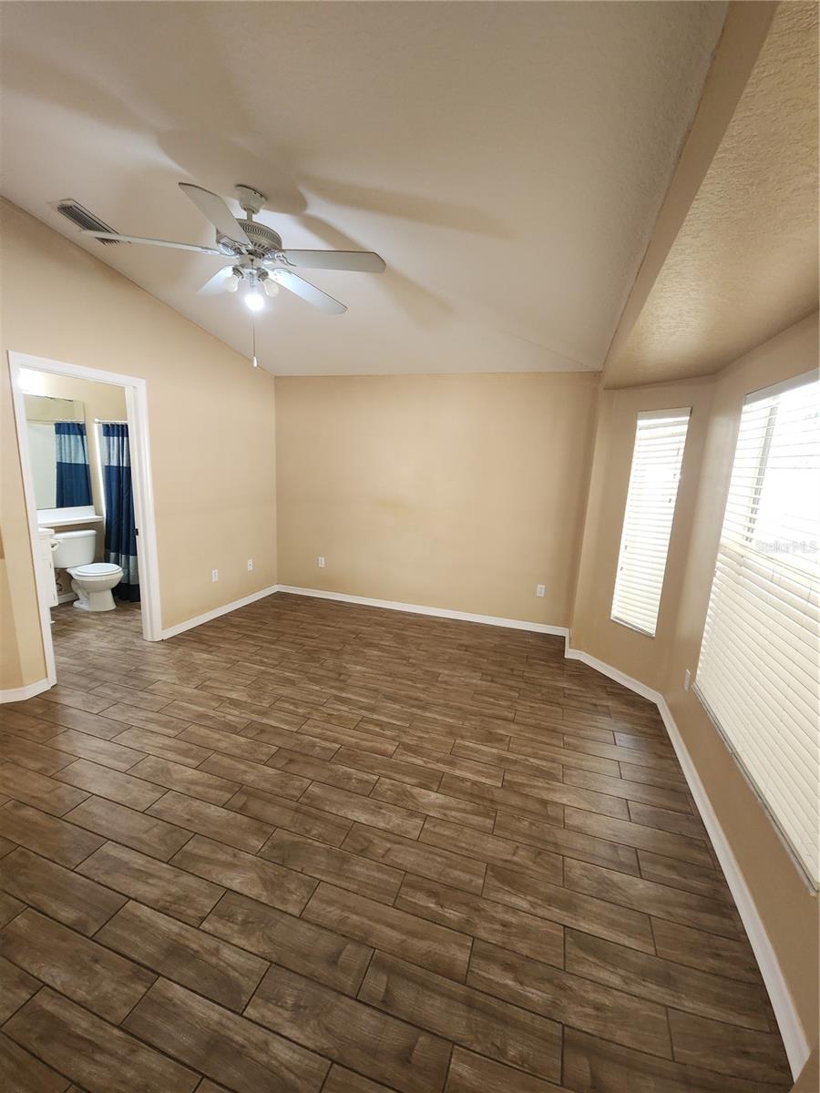 Image 13 of 32 For 18111 Lembrecht Way