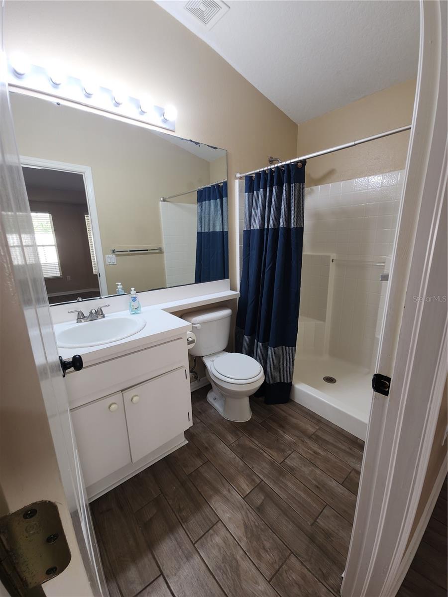Image 15 of 32 For 18111 Lembrecht Way