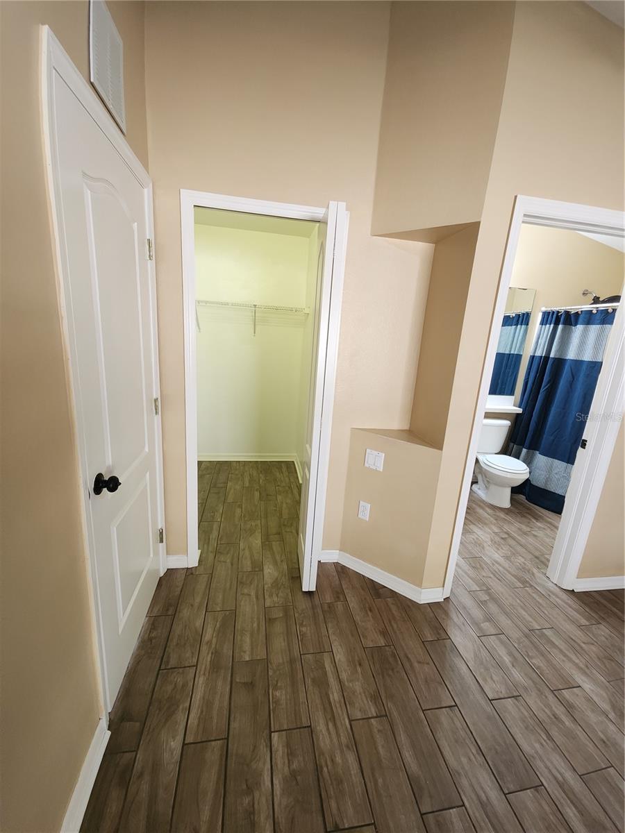 Image 17 of 32 For 18111 Lembrecht Way