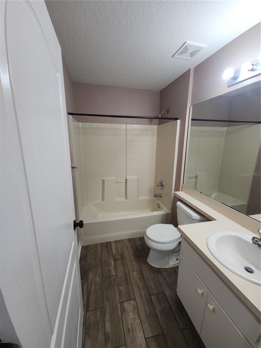 Image 22 of 32 For 18111 Lembrecht Way
