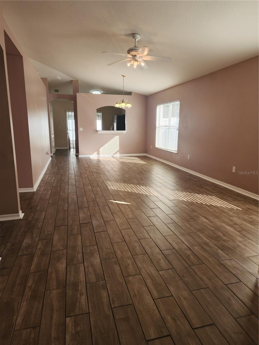 Image 6 of 32 For 18111 Lembrecht Way