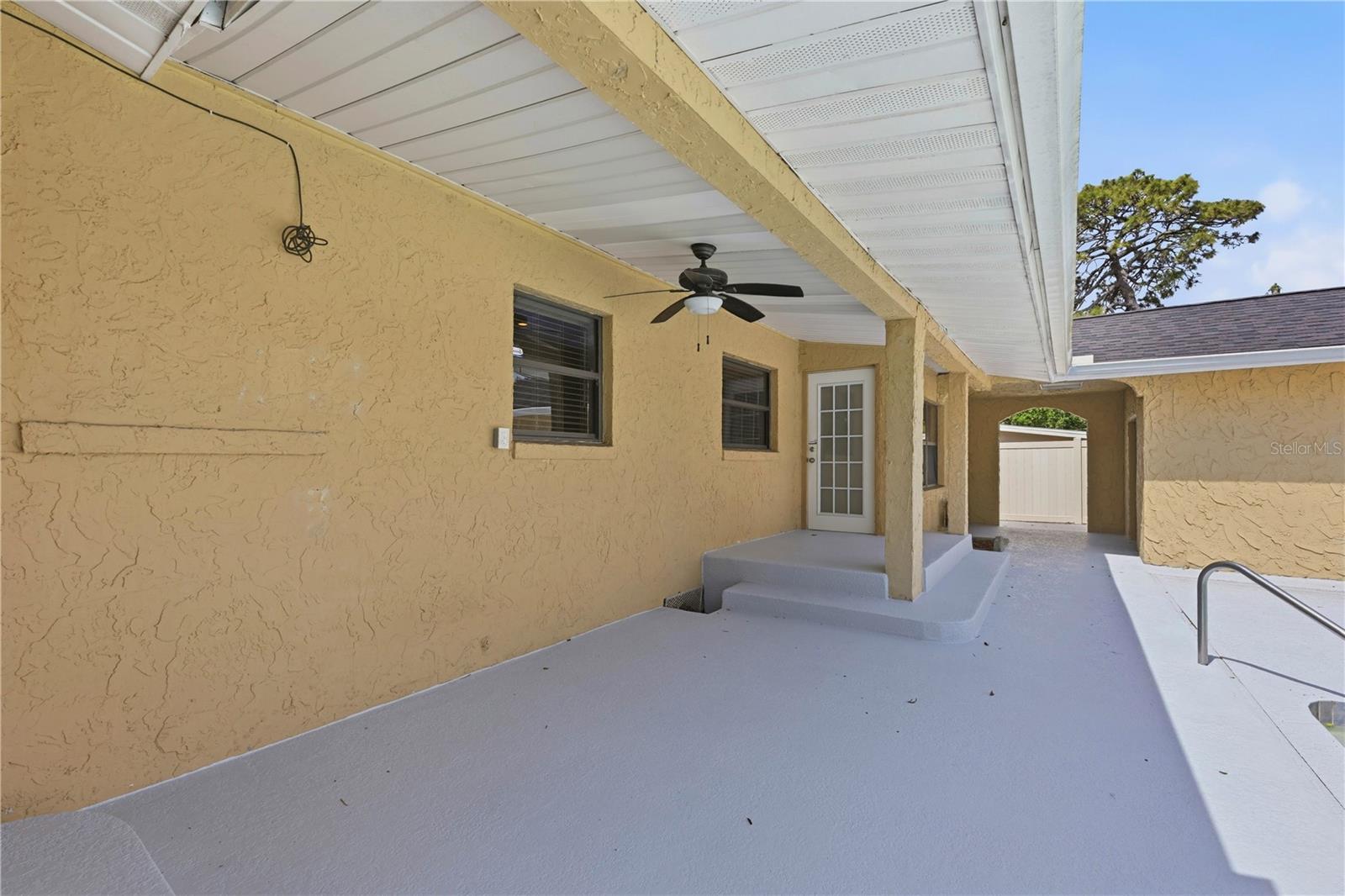 Image 36 of 40 For 3707 Pelican Lane