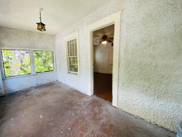Image 4 of 16 For 1960 4th Avenue N 4