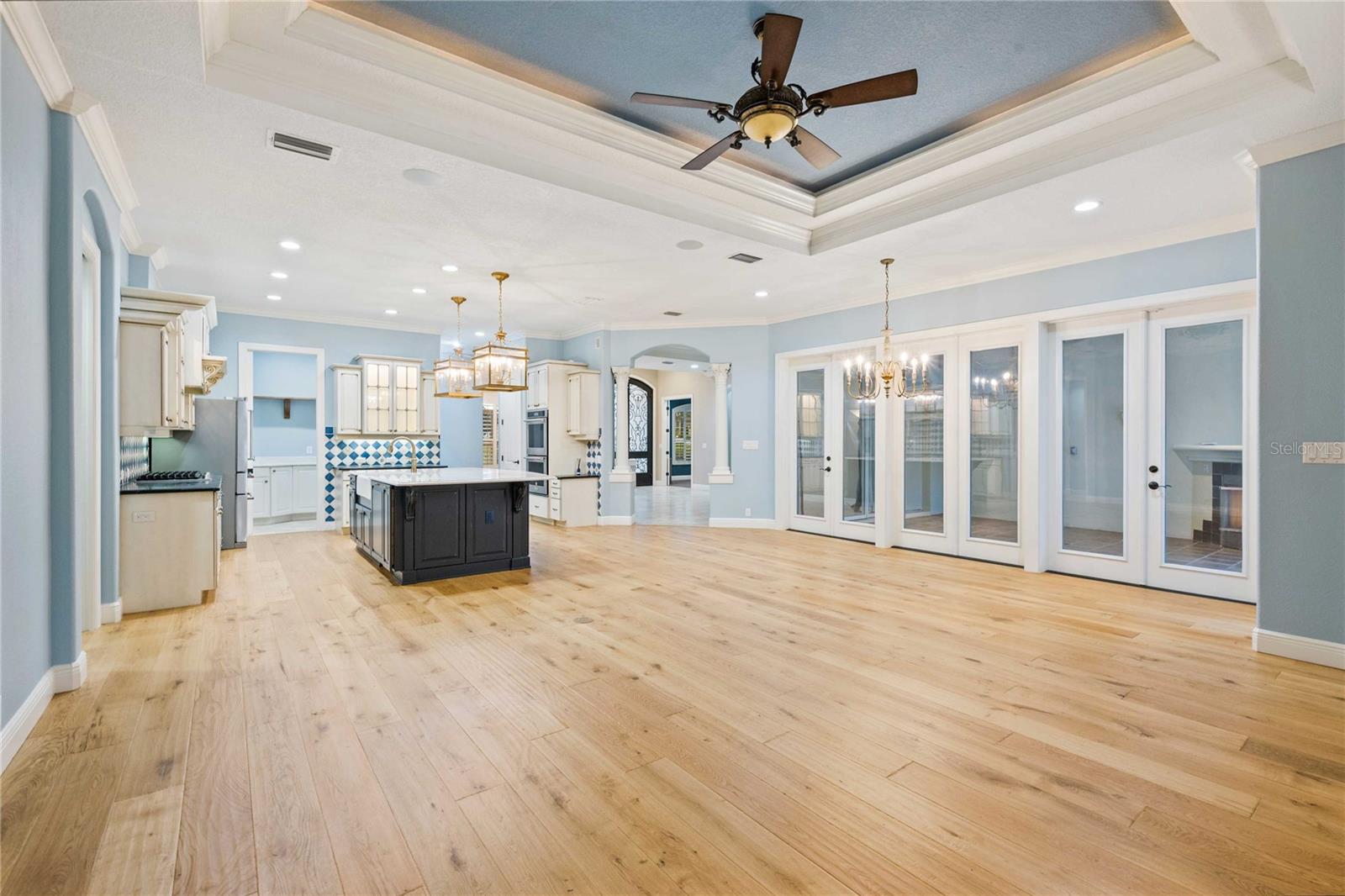 Listing photo id 10 for 13353 Carnoustie Circle