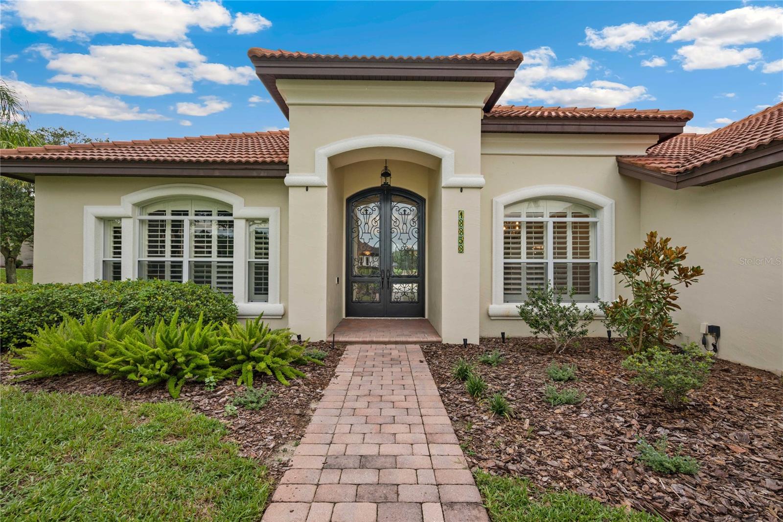 Listing photo id 2 for 13353 Carnoustie Circle