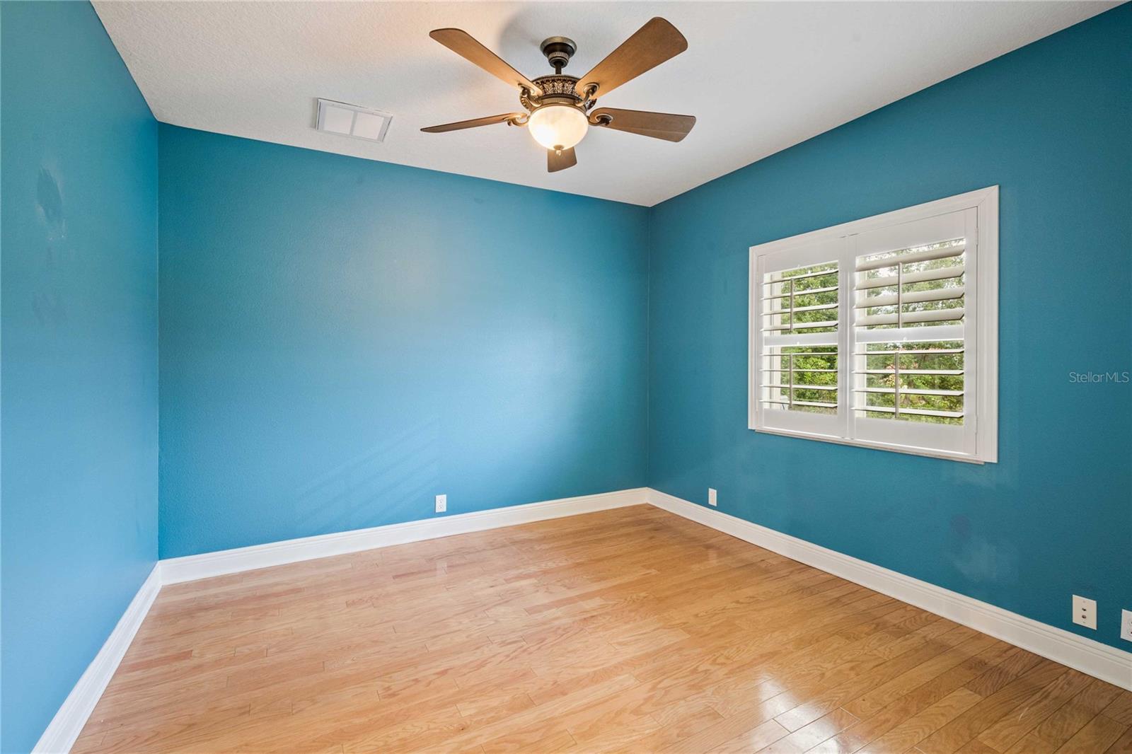 Listing photo id 44 for 13353 Carnoustie Circle