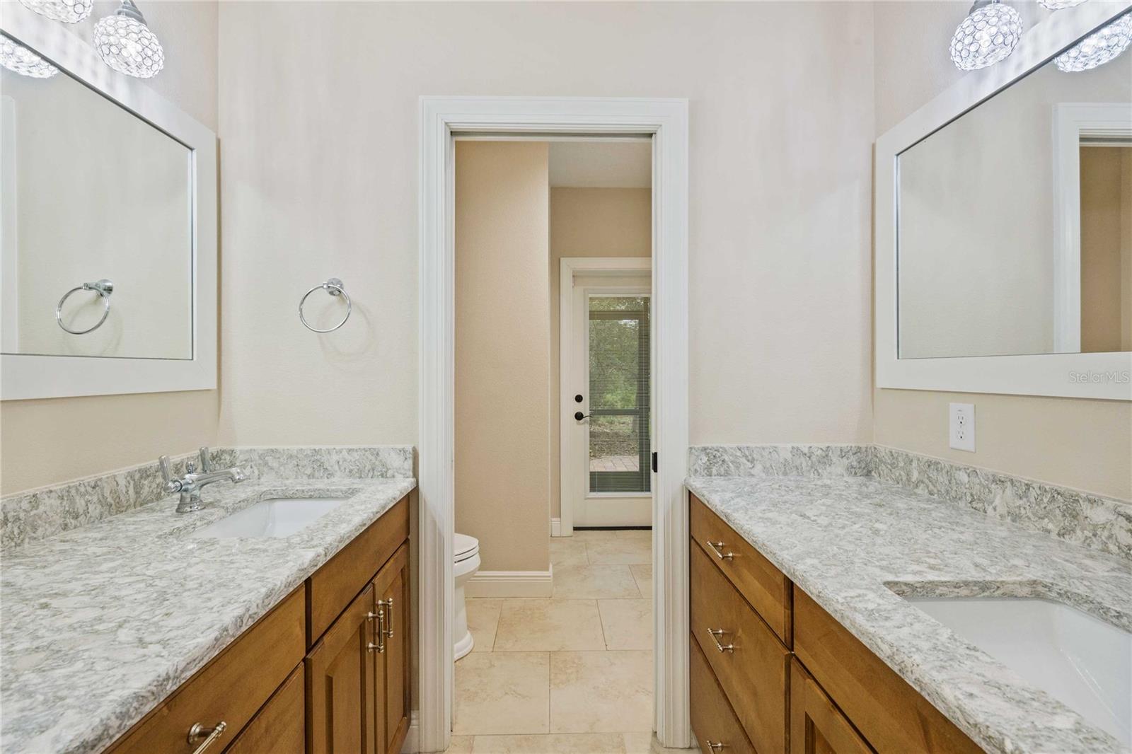 Listing photo id 54 for 13353 Carnoustie Circle