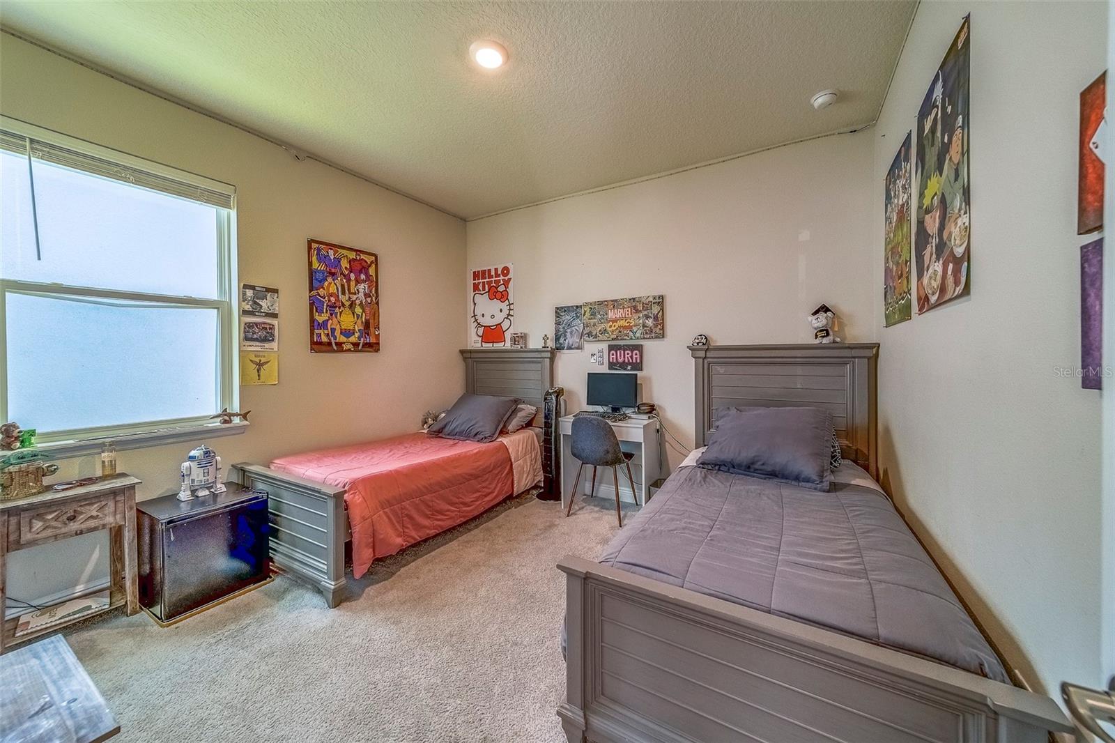 Image 17 of 76 For 10914 Honor Road