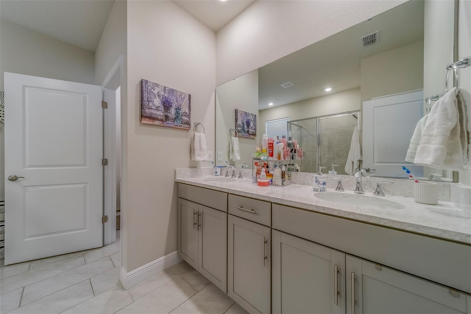 Image 46 of 76 For 10914 Honor Road