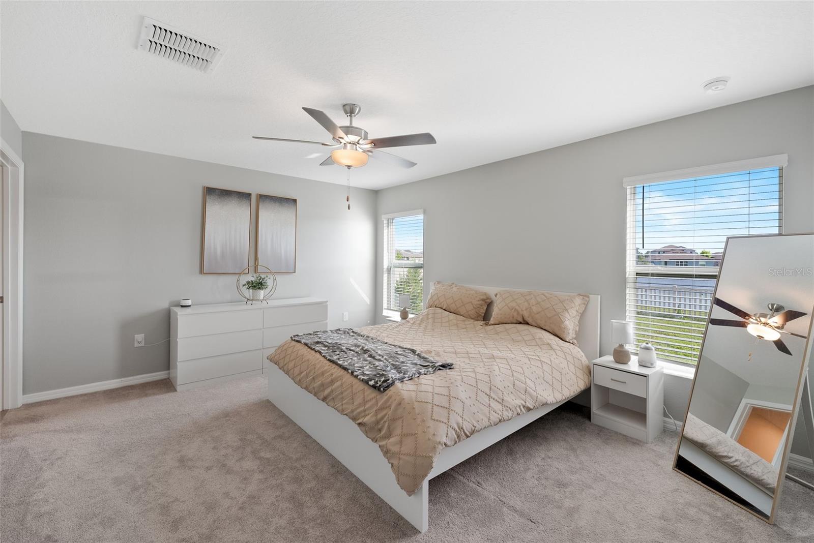 Image 16 of 53 For 5362 Blue Horizon Way