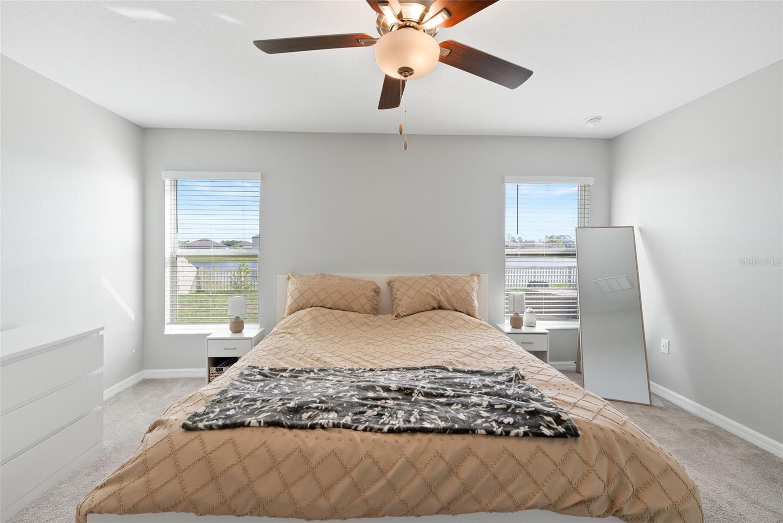 Image 17 of 53 For 5362 Blue Horizon Way