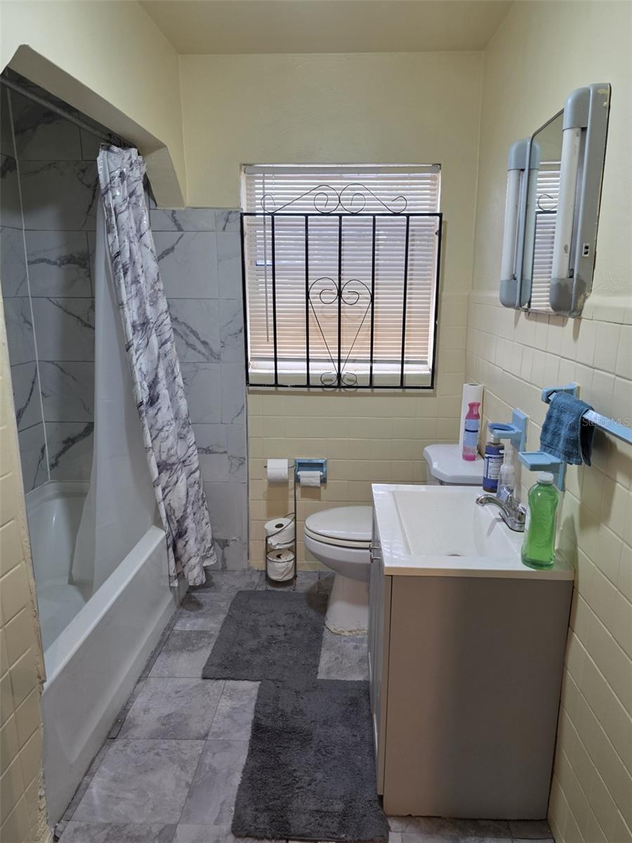 Image 9 of 20 For 2612 17th Avenue