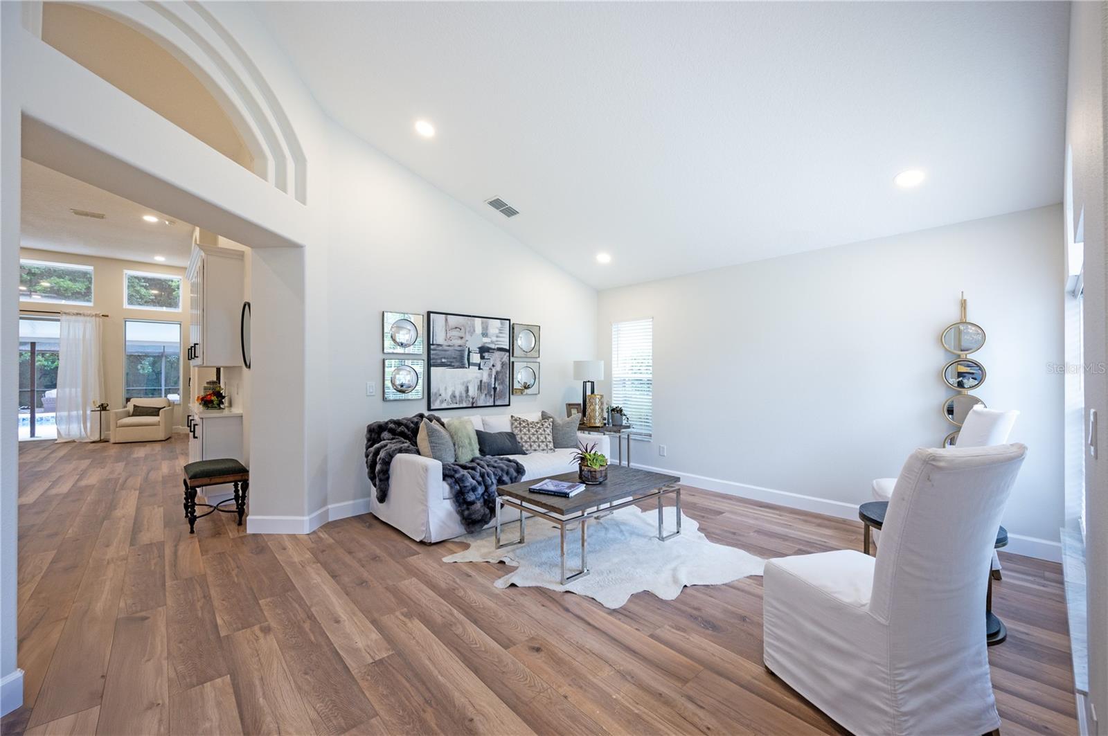 Image 11 of 18 For 11725 Derbyshire Drive