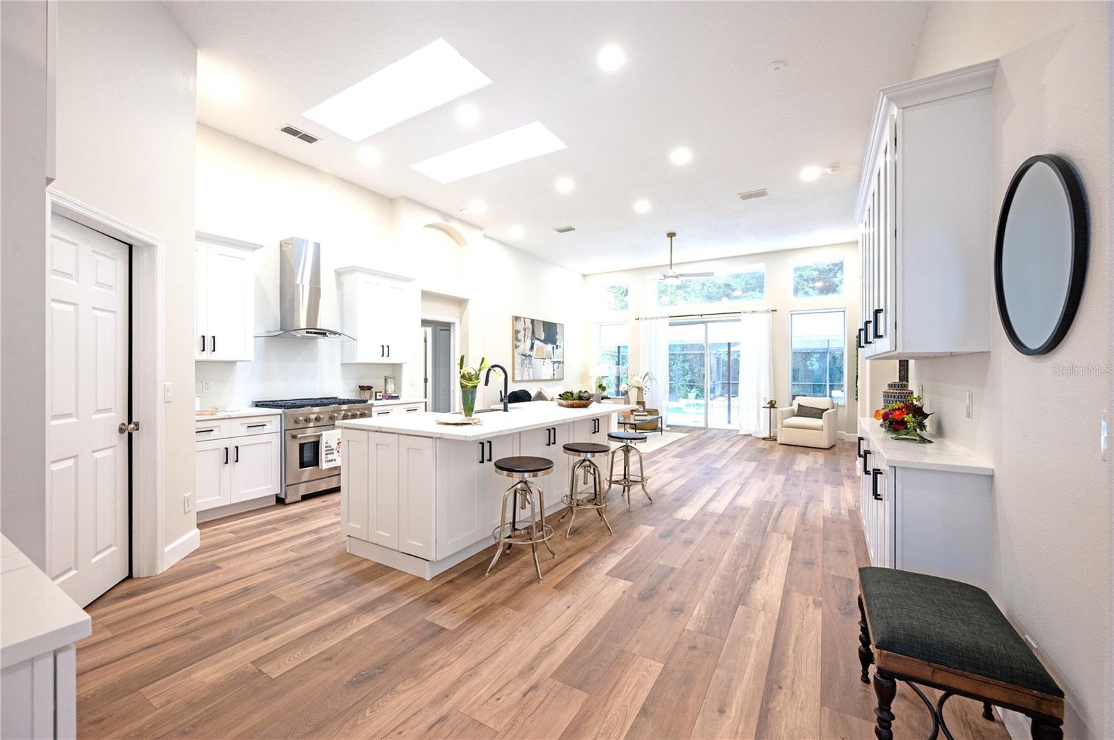 Image 3 of 18 For 11725 Derbyshire Drive
