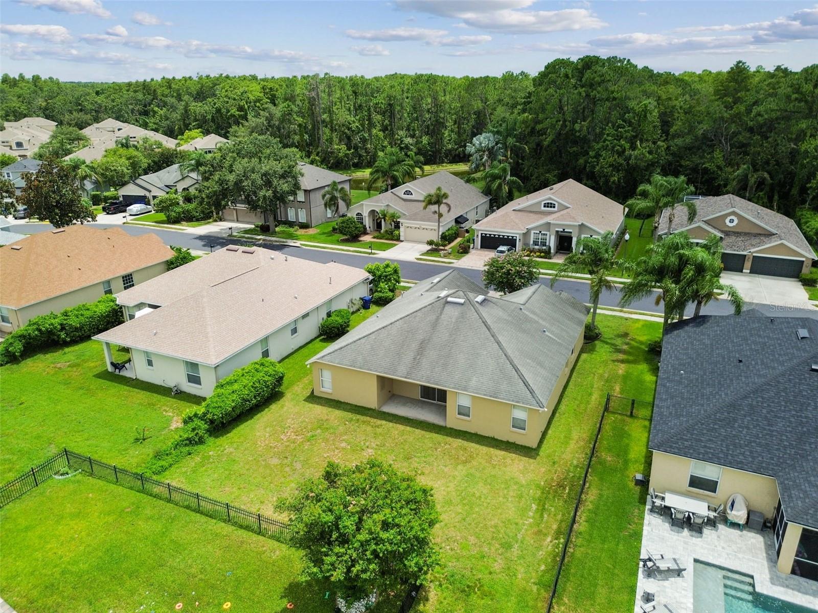 Listing photo id 46 for 2451 Brinley Drive