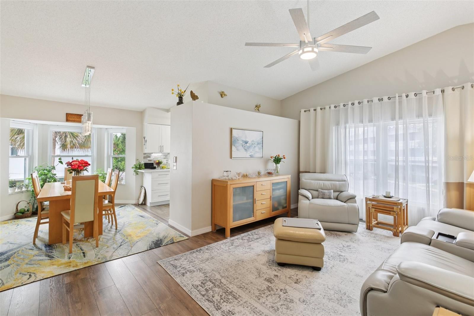 Image 13 of 63 For 2297 Monaco Lane 41