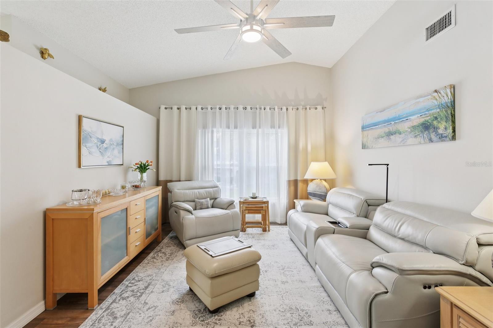 Image 14 of 63 For 2297 Monaco Lane 41