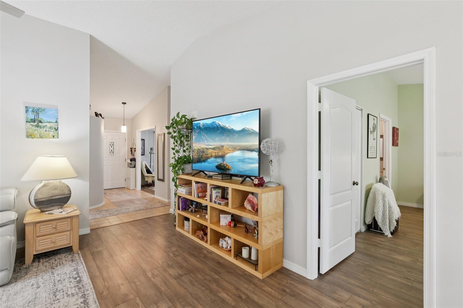 Image 16 of 63 For 2297 Monaco Lane 41