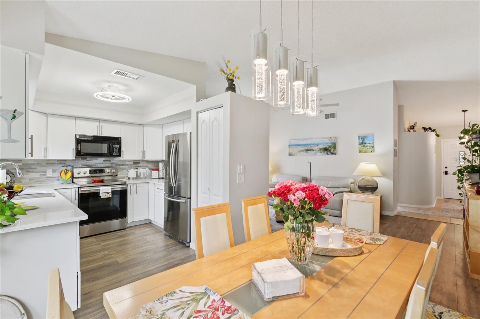 Image 17 of 63 For 2297 Monaco Lane 41