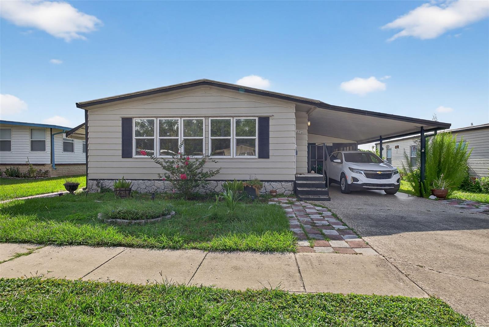 Details for 3850 Sarah Drive, WESLEY CHAPEL, FL 33543