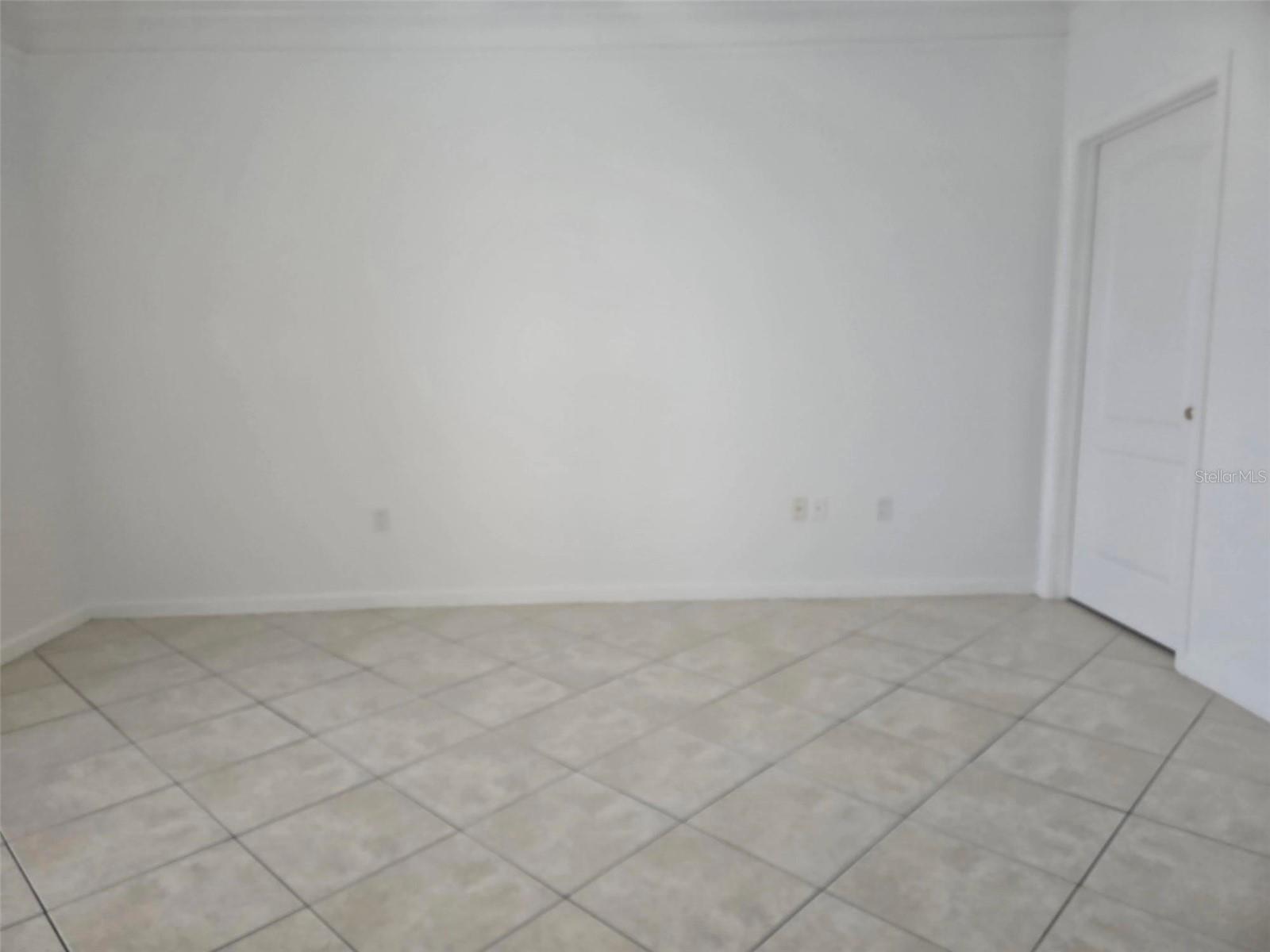 Image 8 of 21 For 17983 Villa Creek Drive