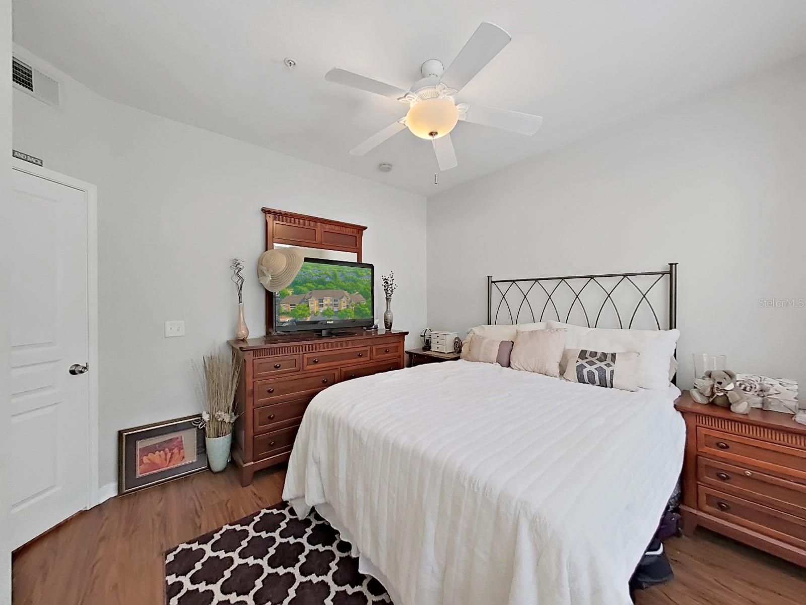 Image 19 of 40 For 5125 Palm Springs Boulevard 11104