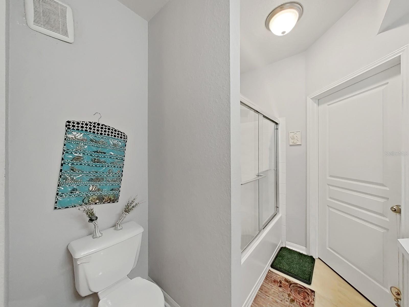 Image 28 of 40 For 5125 Palm Springs Boulevard 11104
