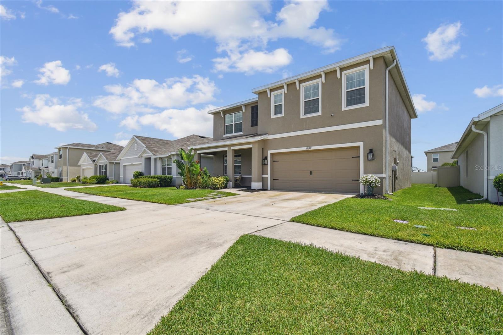 Image 4 of 59 For 33678 Jasper Stone Drive