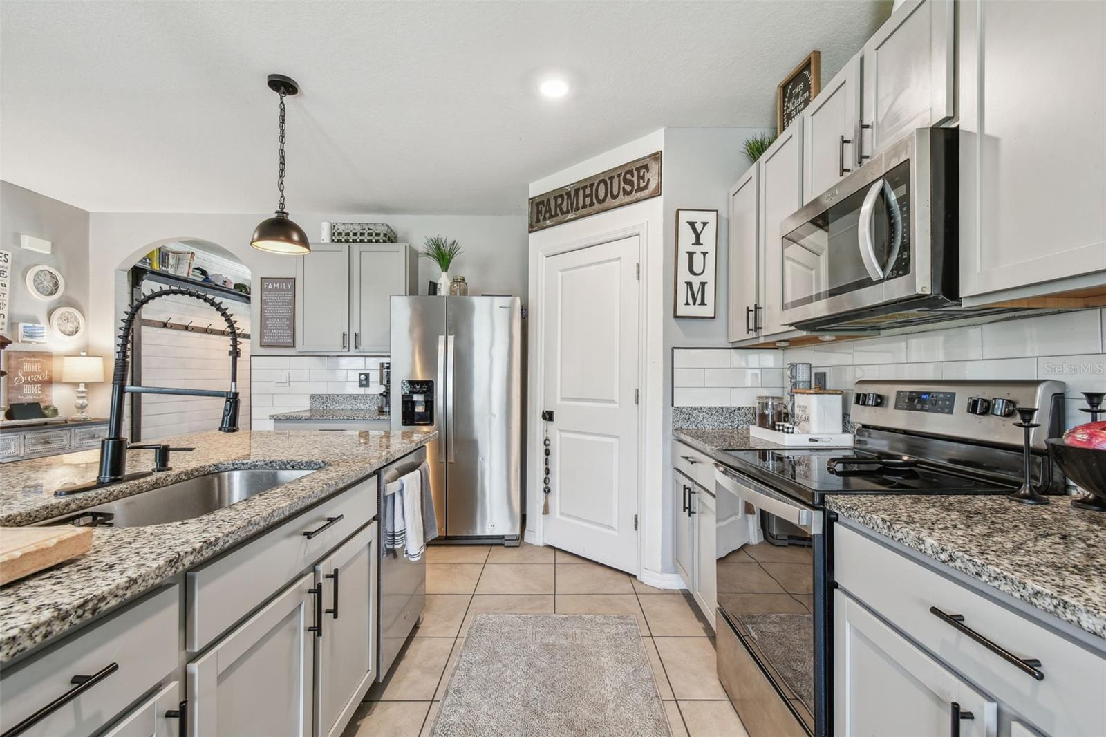 Image 8 of 59 For 33678 Jasper Stone Drive