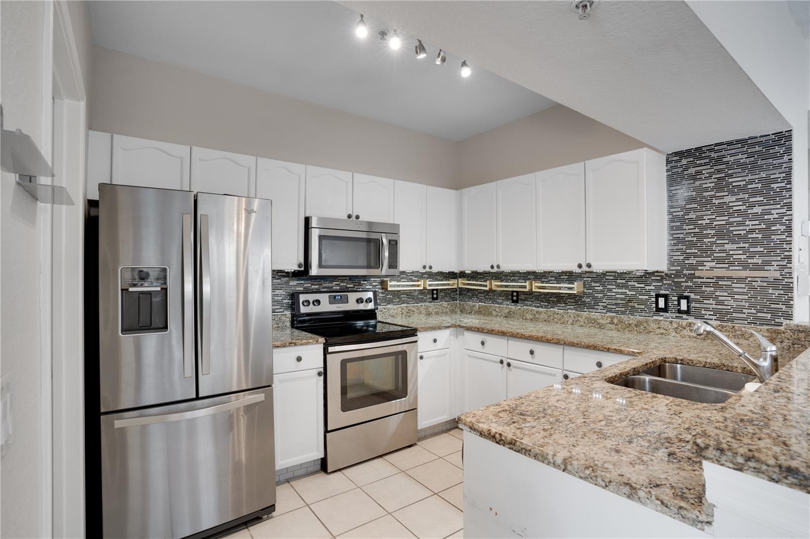 Image 12 of 30 For 5125 Palm Springs Boulevard 5101