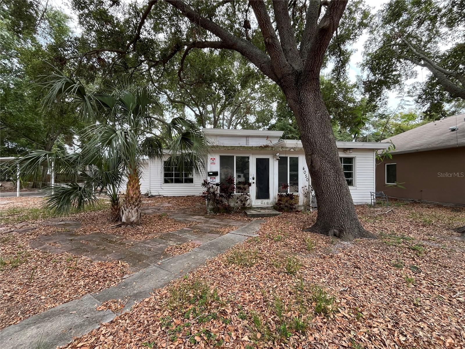 Details for 4050 Iris Street N, ST PETERSBURG, FL 33703