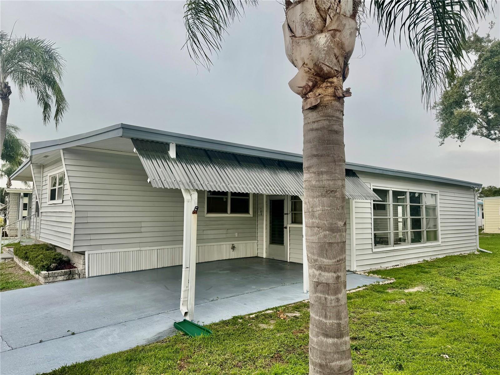 Image 3 of 28 For 1100 Belcher Road S 498