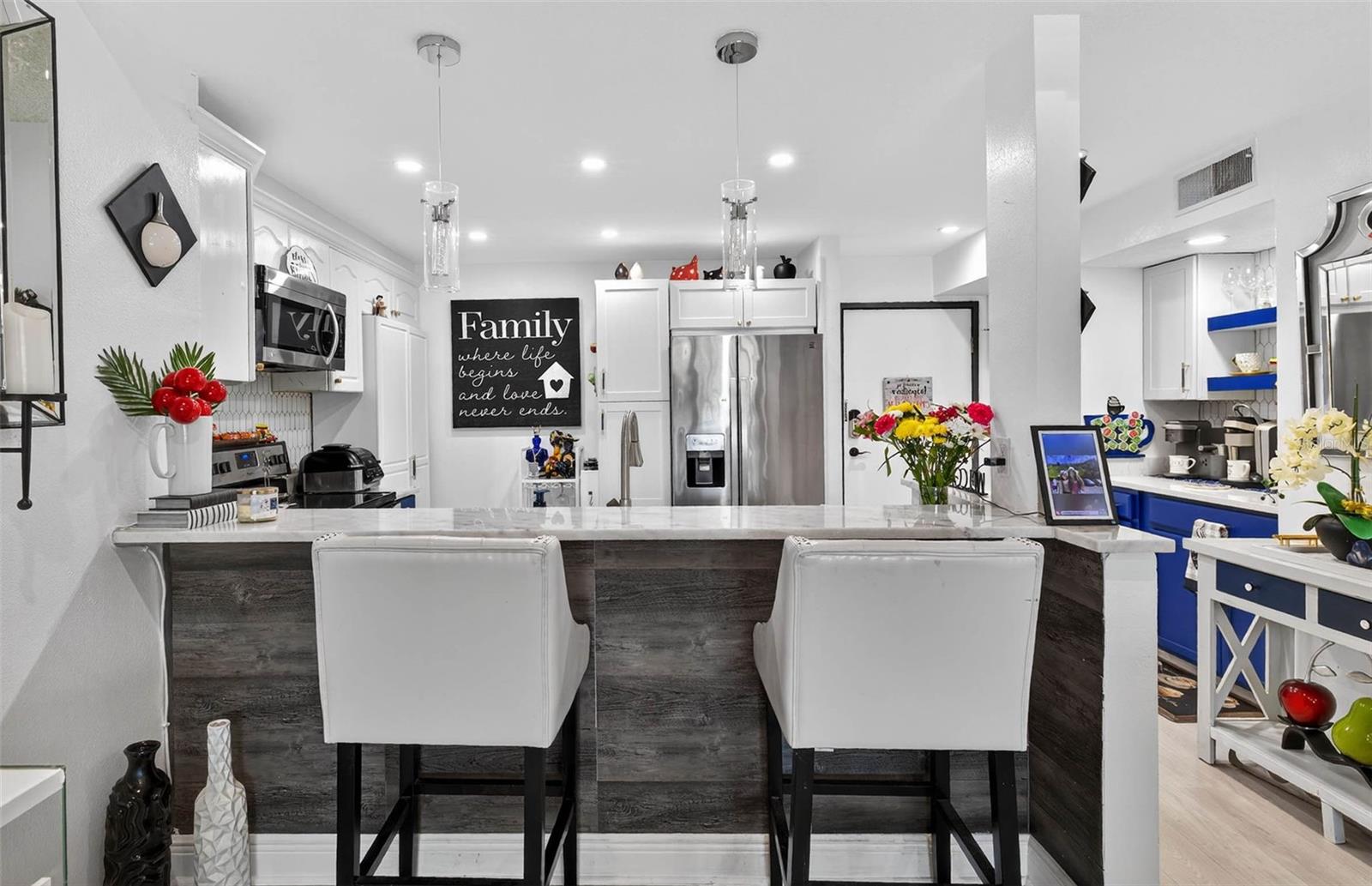 Image 10 of 43 For 2591 Countryside Boulevard 5304