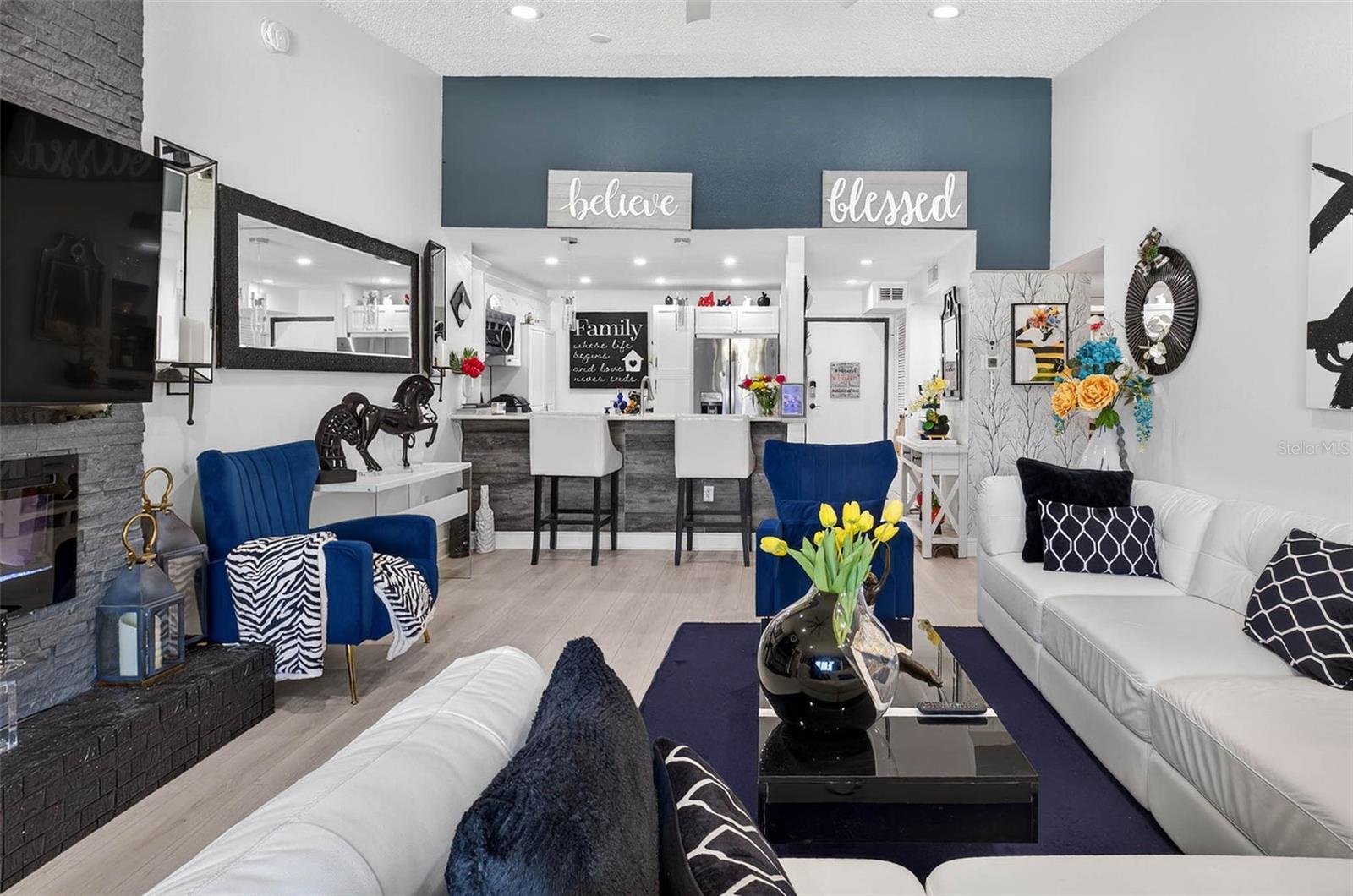 Image 13 of 43 For 2591 Countryside Boulevard 5304