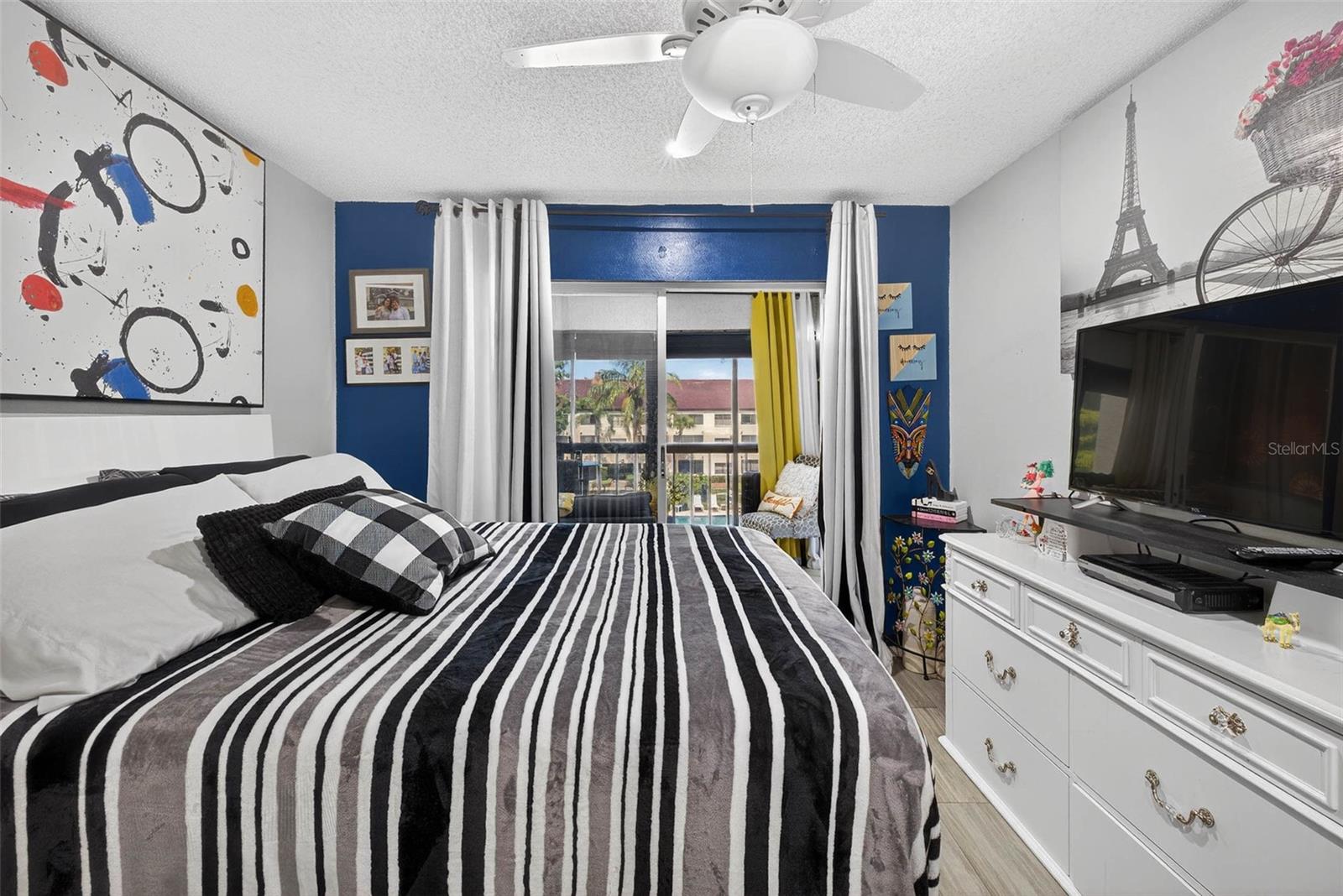 Image 19 of 43 For 2591 Countryside Boulevard 5304