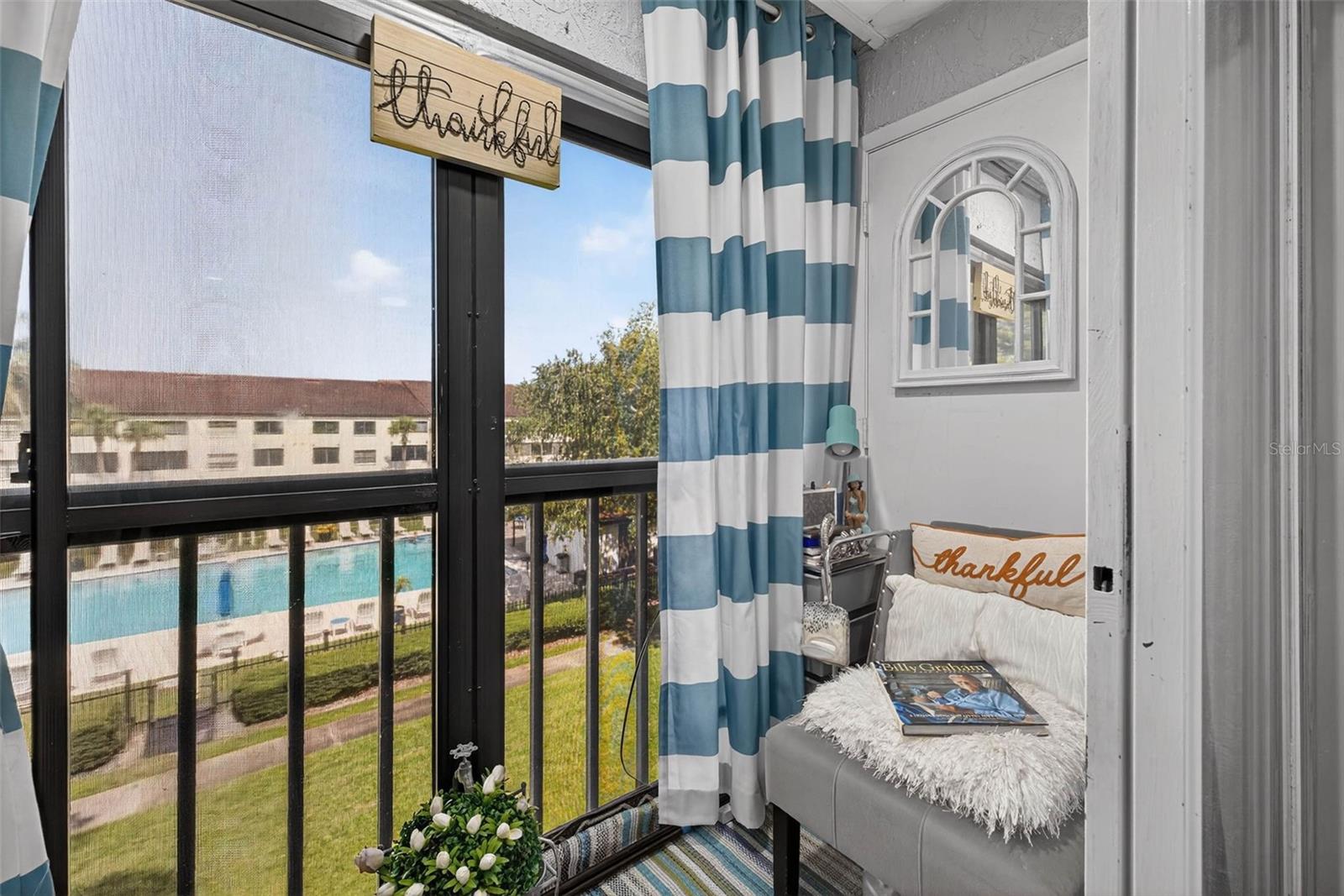Image 28 of 43 For 2591 Countryside Boulevard 5304