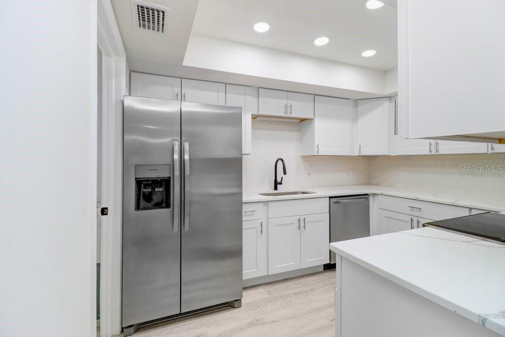 Image 6 of 19 For 3568 Wilkinson Woods Drive 23